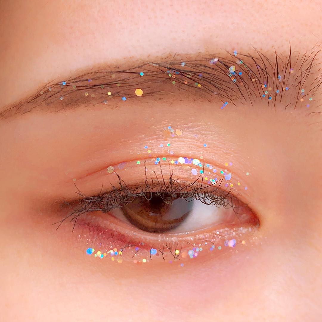 eyebrow glitter makeup