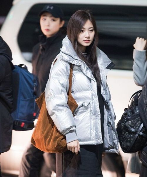 Tzuyu TWICE Airport Fashion Shoulder Tote Bag